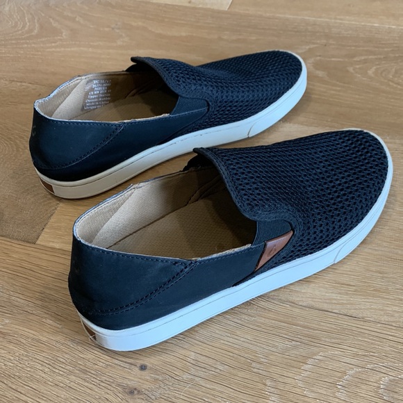 OluKai Women’s Pehuea Shoes - Picture 5 of 8